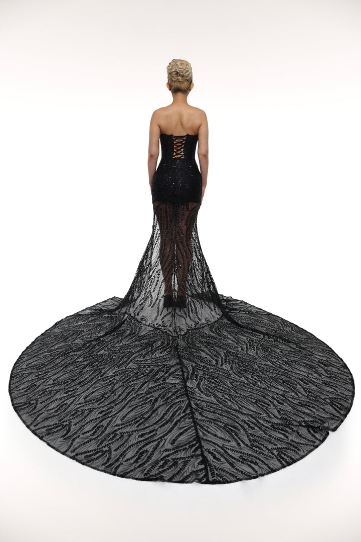 Cairis 'Made to Order'